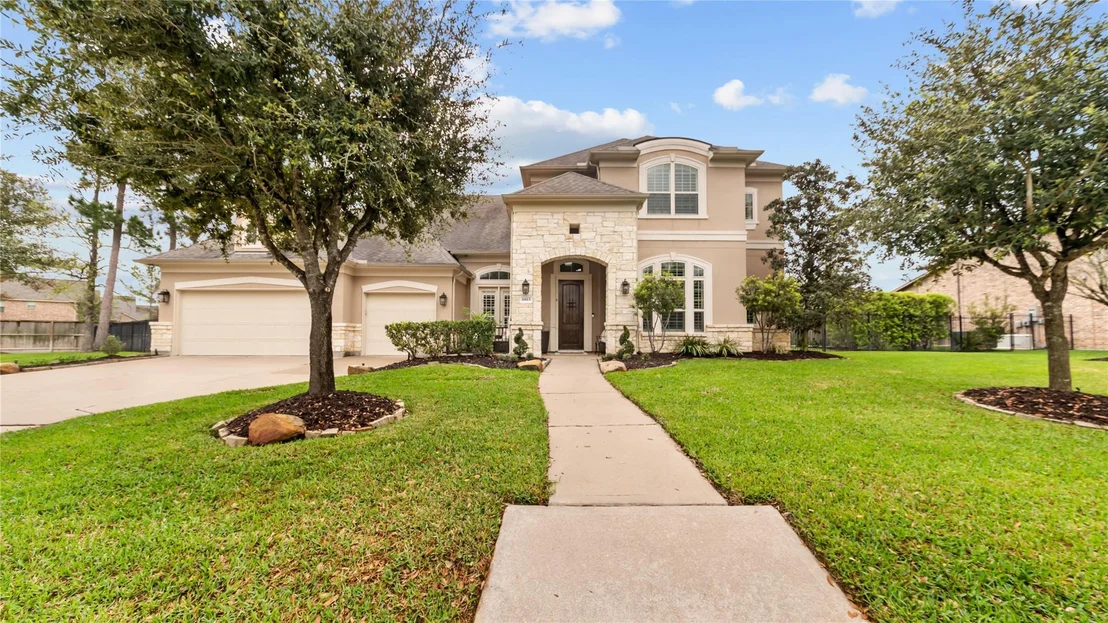 Photo of 6815 Birdseye Maple Lane