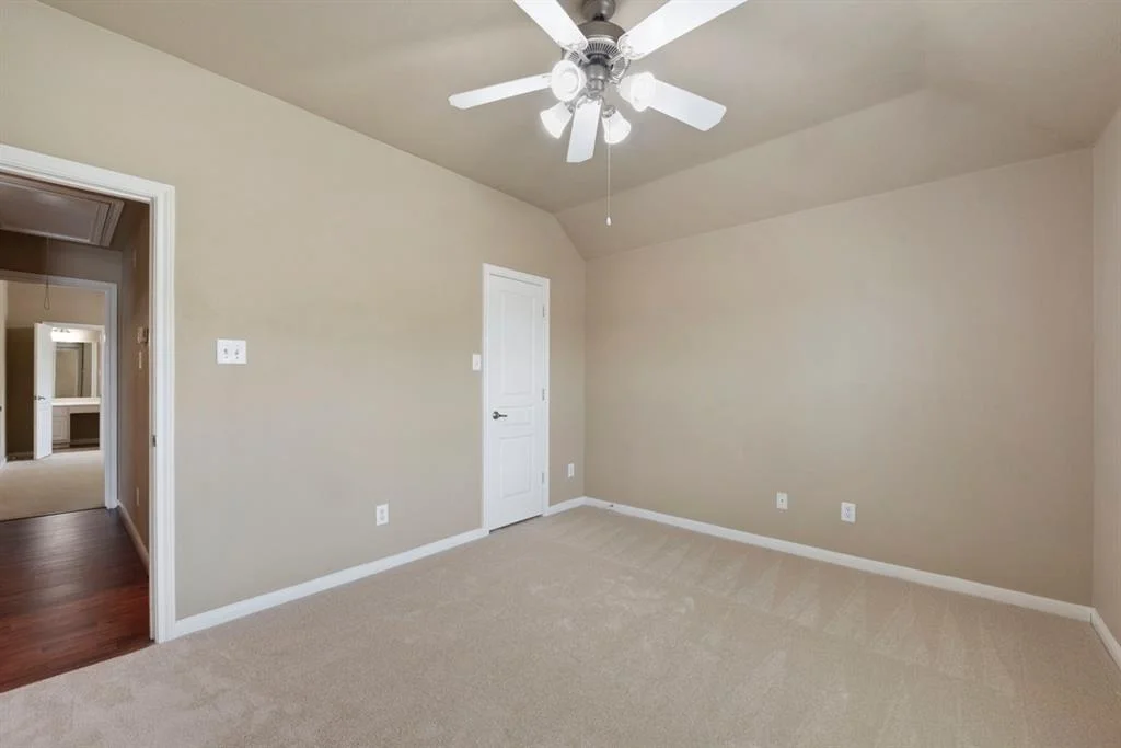 Photo of 19530 Lakeside View Drive