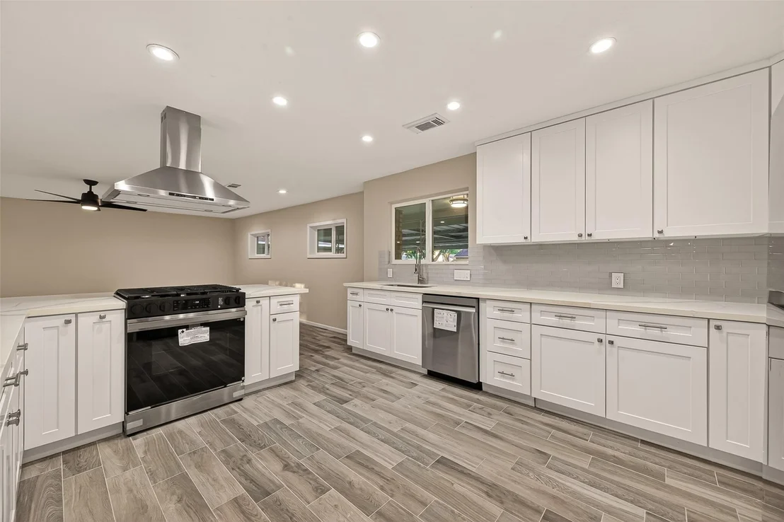 Photo of 11206 Huggins Drive