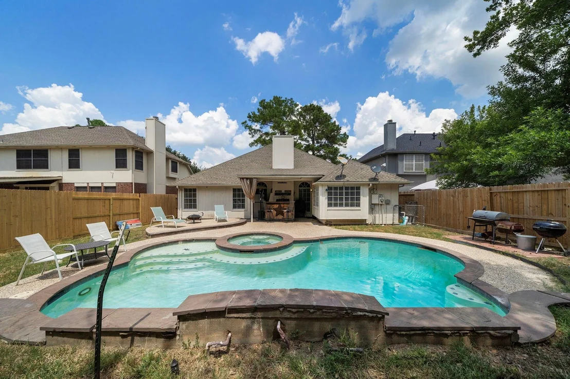 Photo of 14943 Chestnut Falls Drive
