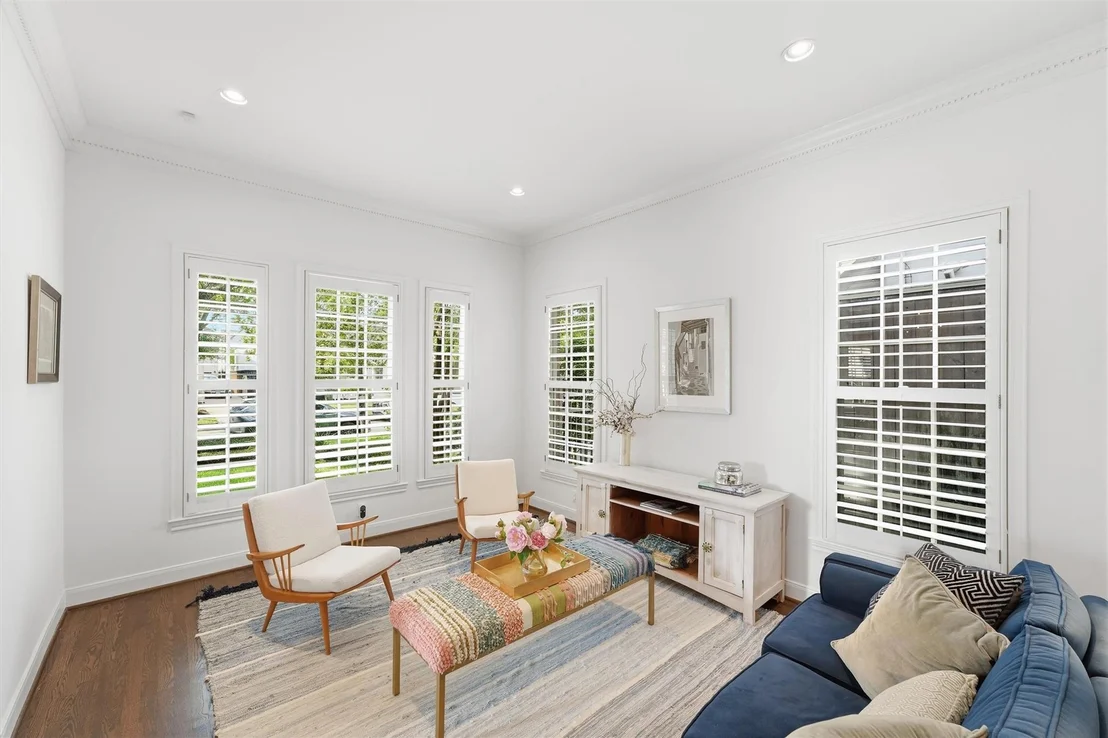 Photo of 3930 Marlowe Street