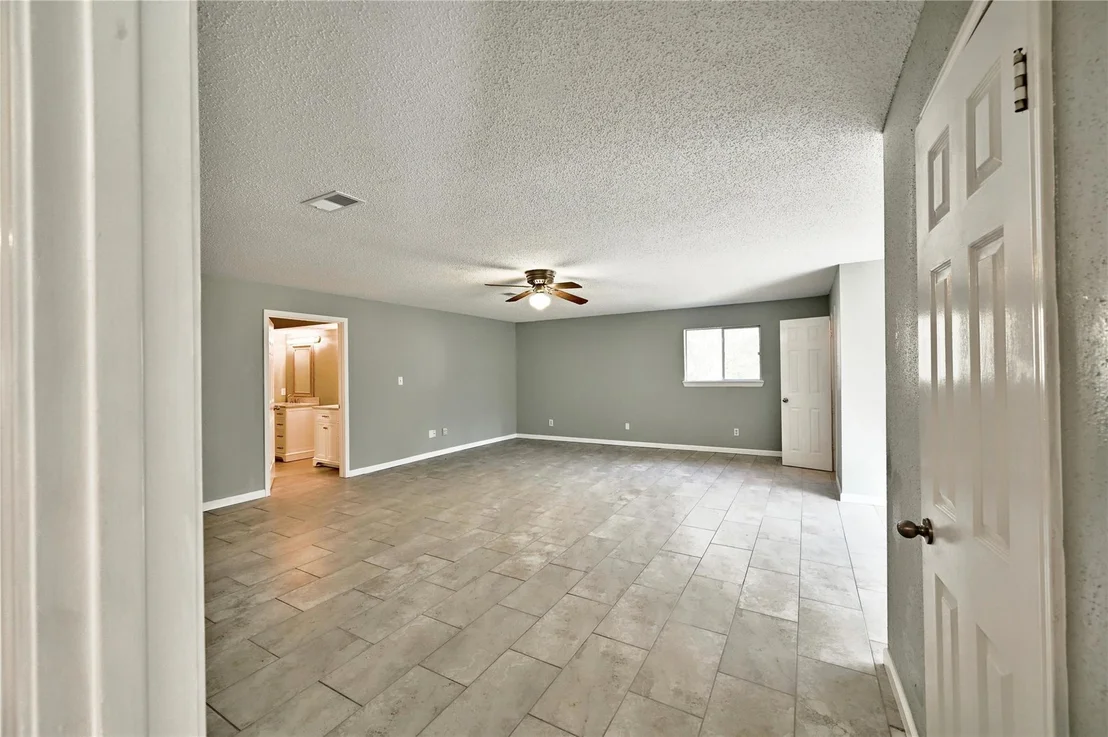 Photo of 15823 Stagecoach Road