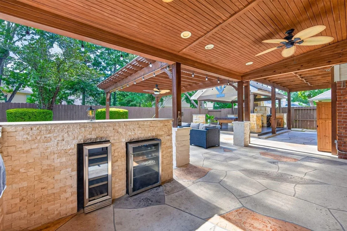 Photo of 16027 Charterstone Drive