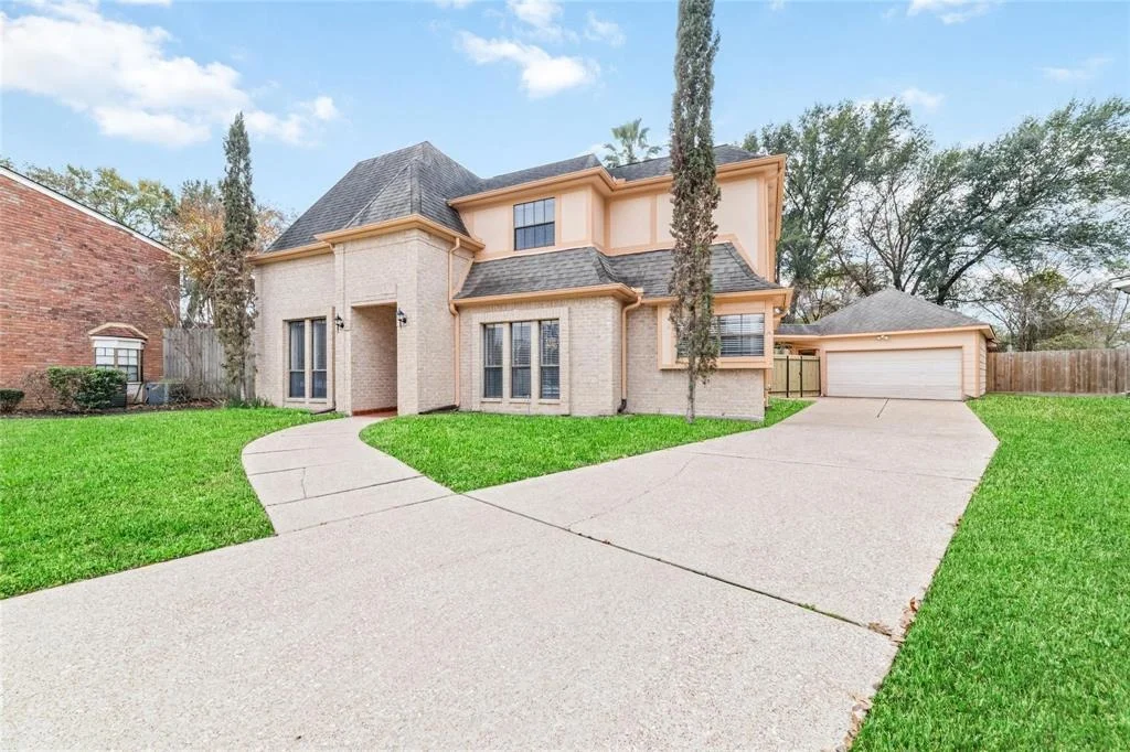 Photo of 6231 Oak Pass Drive