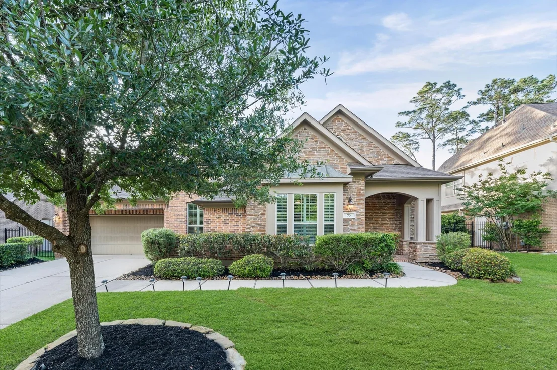 Photo of 70 Valera Ridge Drive