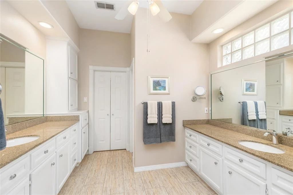 Photo of 5819 Desert Oak Way