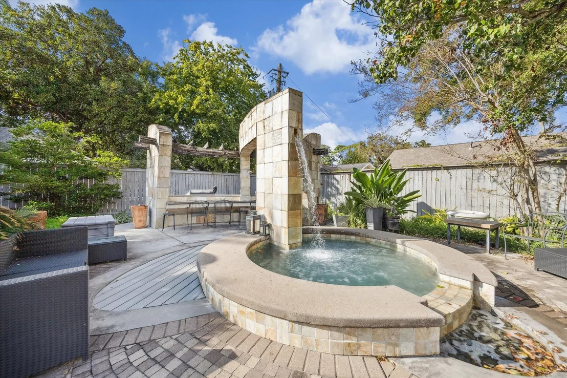 Photo of 10102 Knoboak Drive