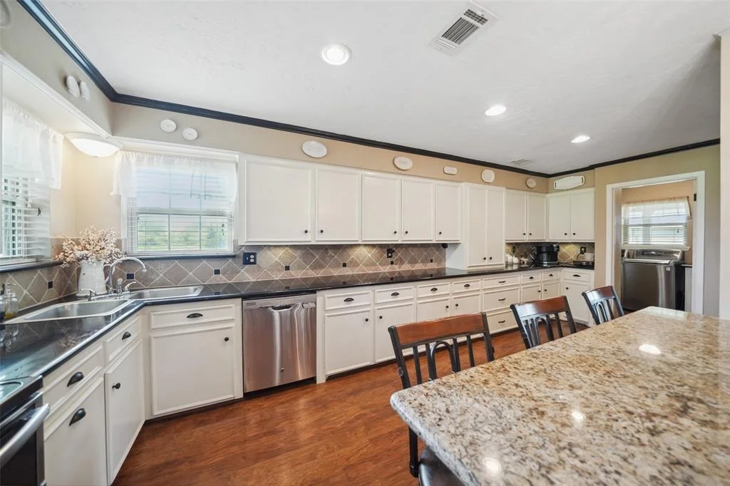Photo of 21511 Kickapoo Road