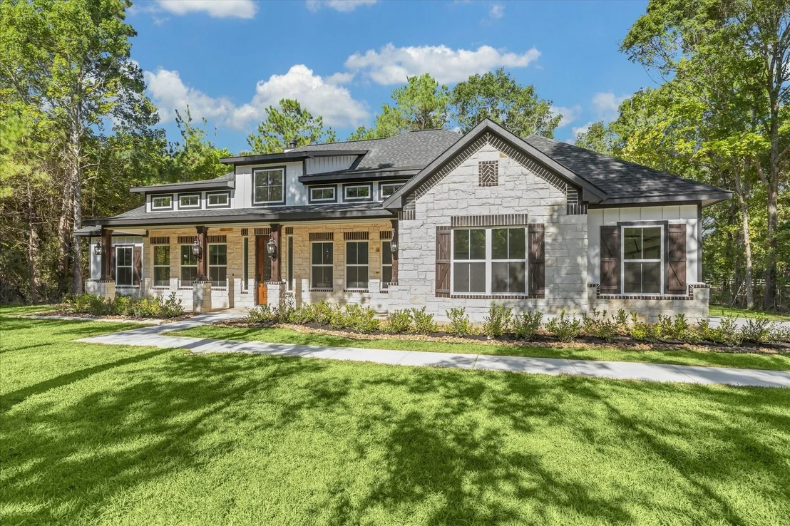 Photo of 30611 Saddle Horn Drive
