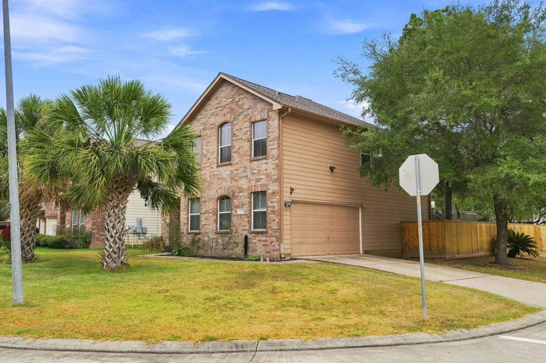 Photo of 1000 Arbor Way