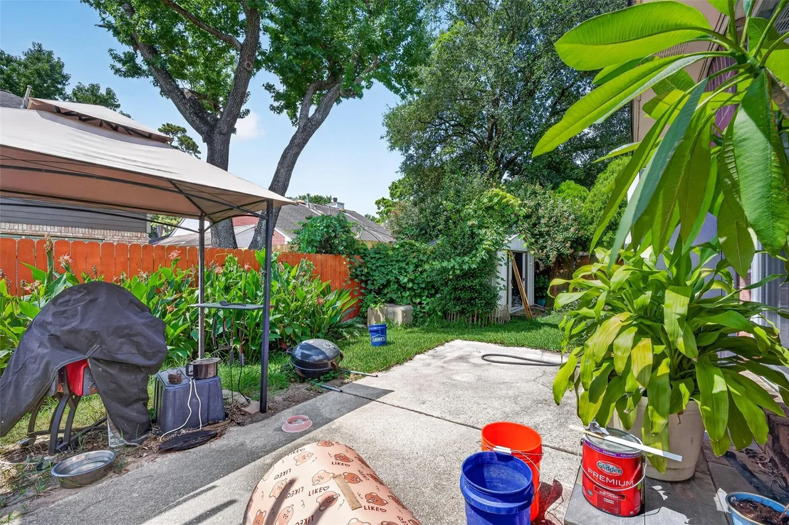 Photo of 7230 Oak Walk Drive
