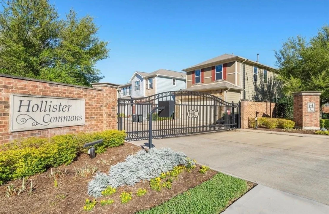 Photo of 1851 Commons Glen Drive
