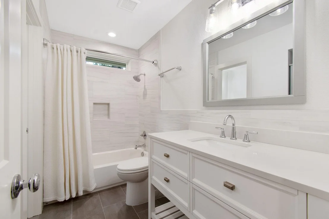 Photo of 12 Edgewood Forest Court