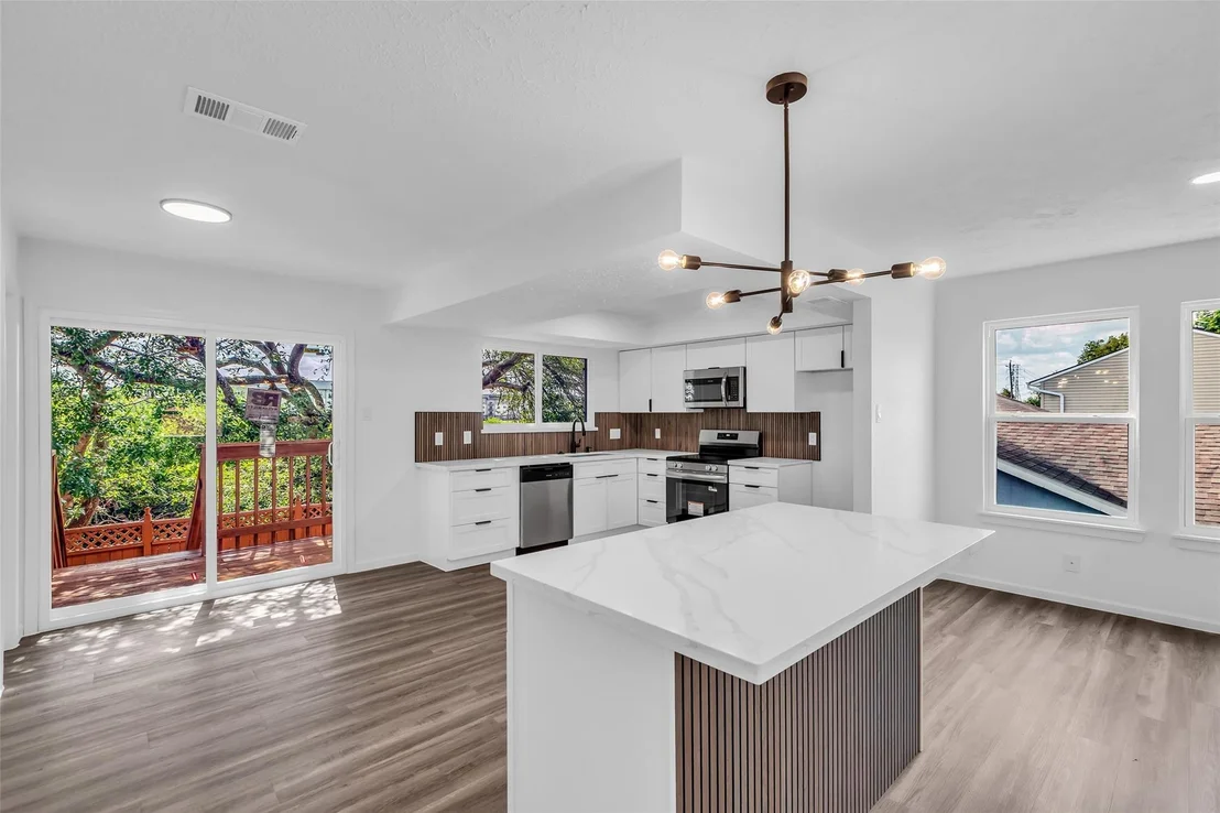Photo of 16122 Pipers View Drive