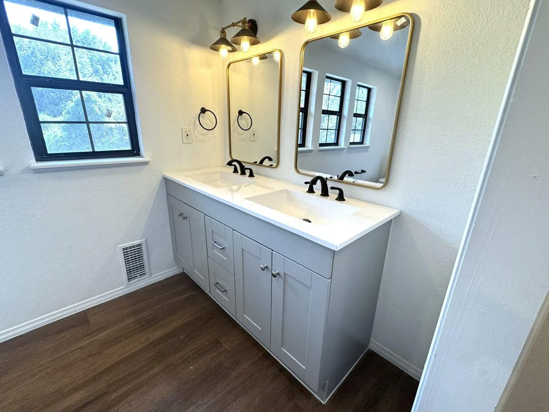 Photo of 1207 Half Moon Drive