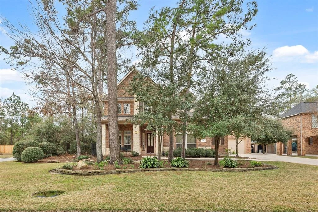 Photo of 99 Player Oaks Place