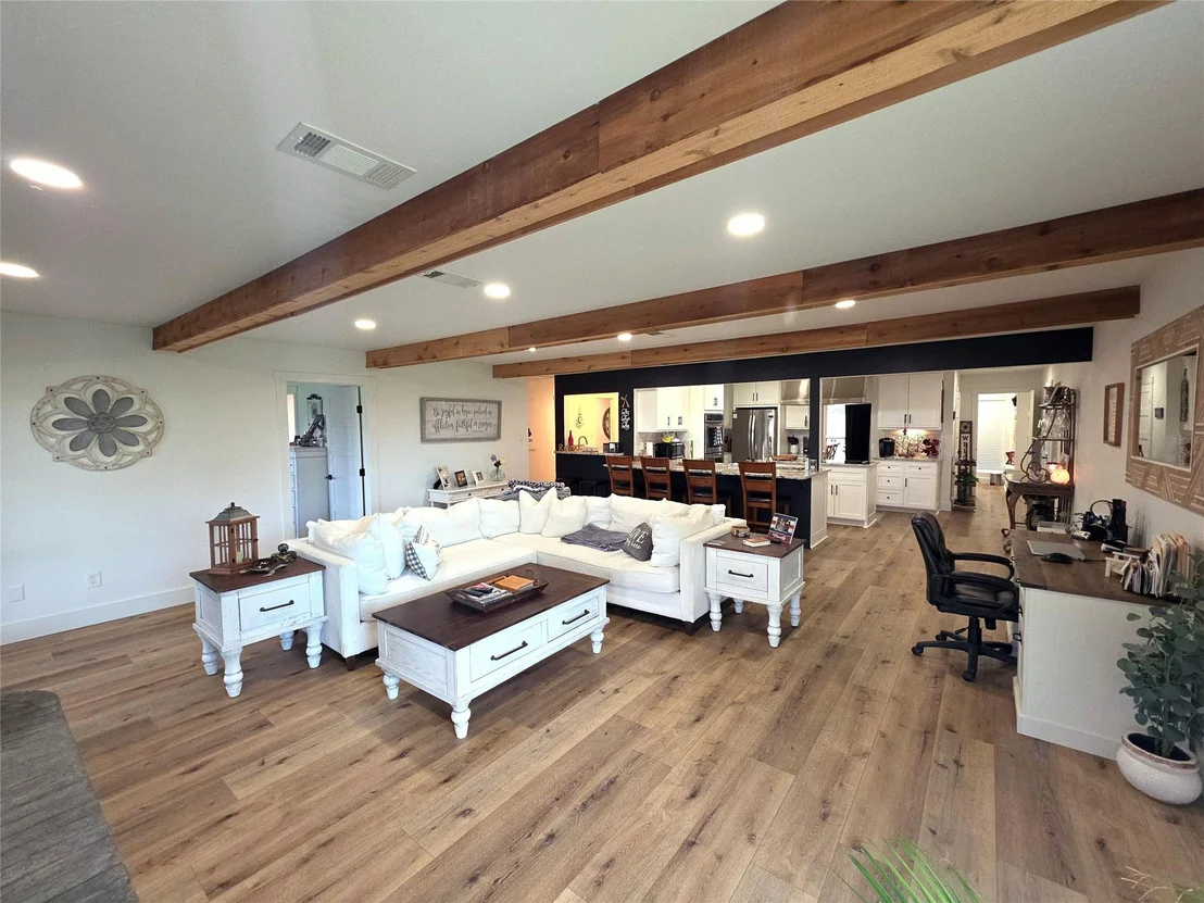 Photo of 292 Echo Lane