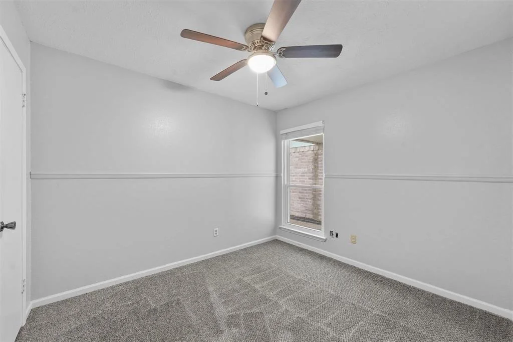 Photo of 19007 Kemble Rd