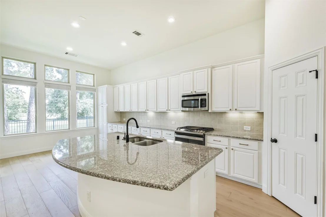 Photo of 8153 Threadtail Street