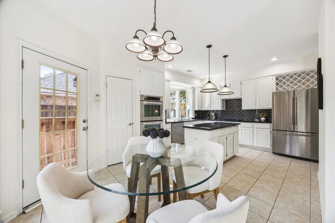 Photo of 6914 Hearthside Drive