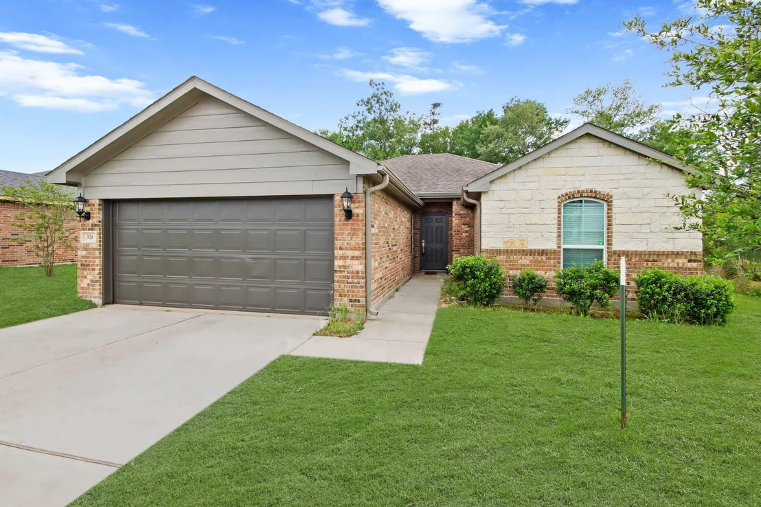 Photo of 326 County Road 3558