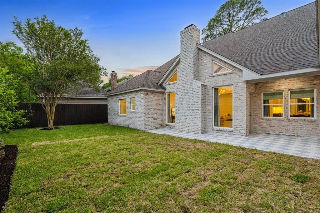 Photo of 407 Sandy Bluff