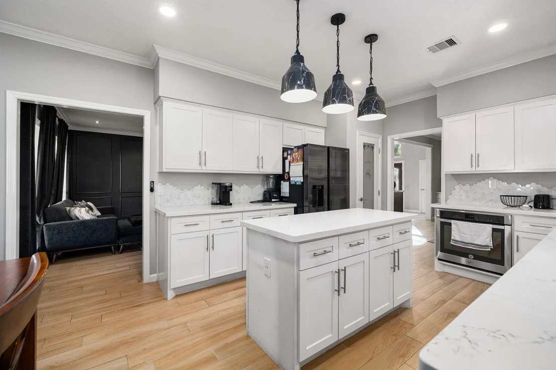Photo of 5338 Holly View Drive
