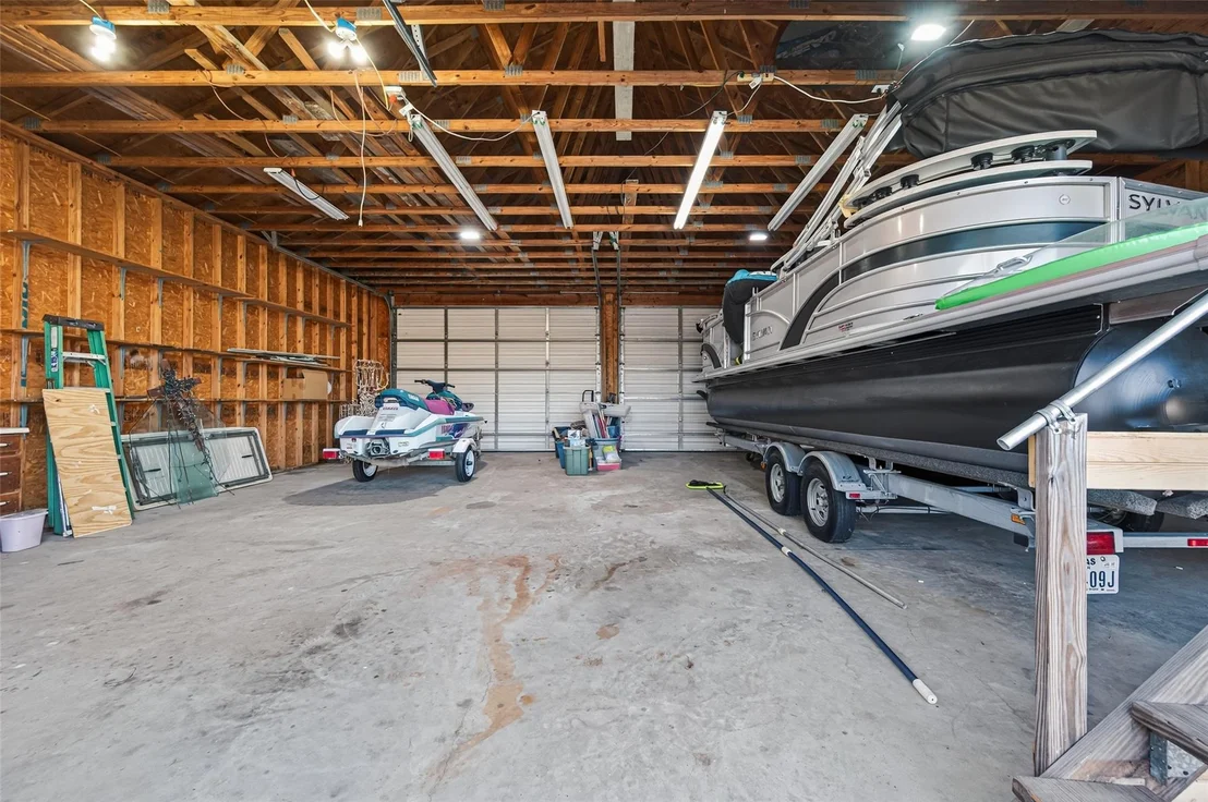 Photo of 805 Lake View Drive