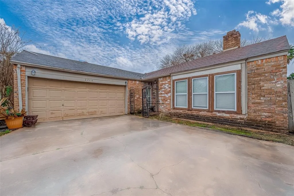 Photo of 2718 Ashford Oak Drive
