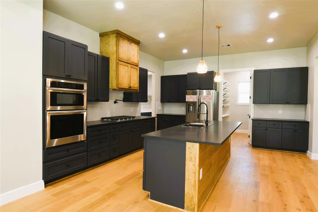 Photo of 4 Lake Forest Drive