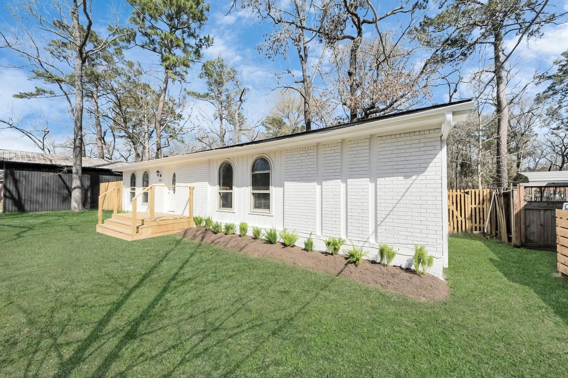 Photo of 10804 Longleaf Drive