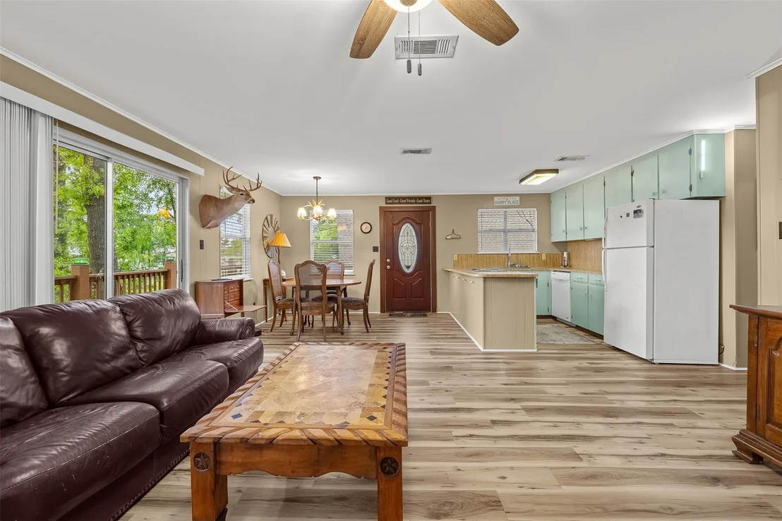 Photo of 439 Lakeview Harbor