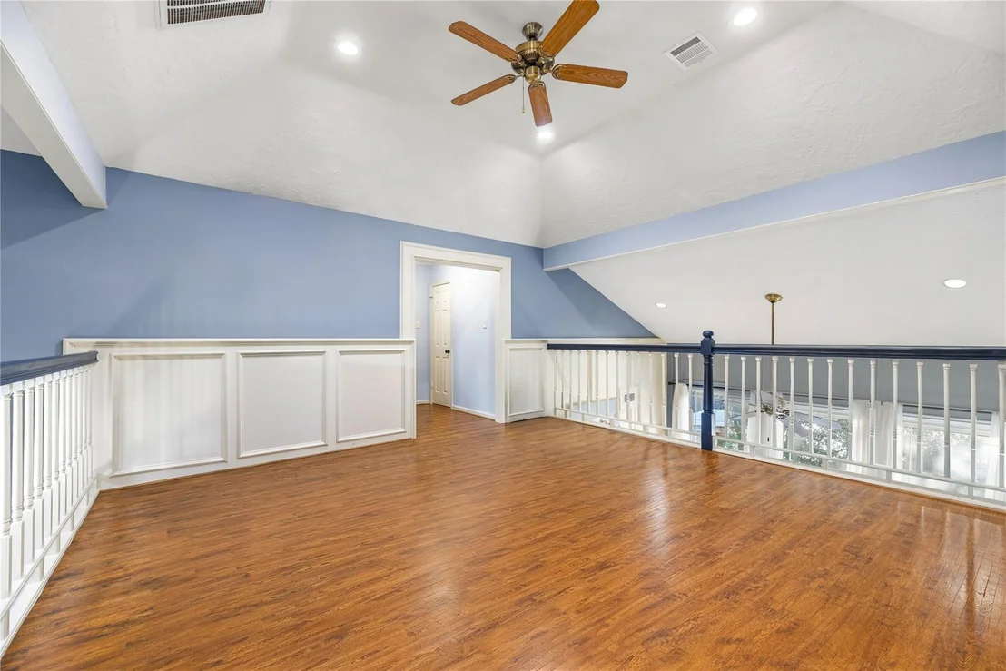 Photo of 2933 E Elm Circle