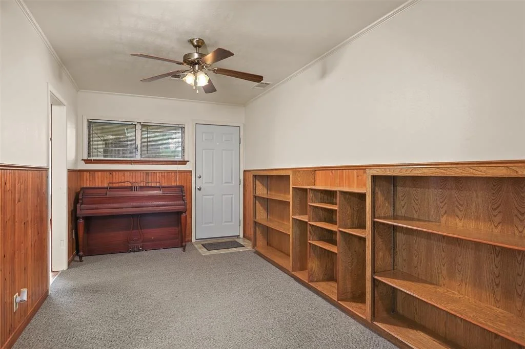 Photo of 2706 John Street