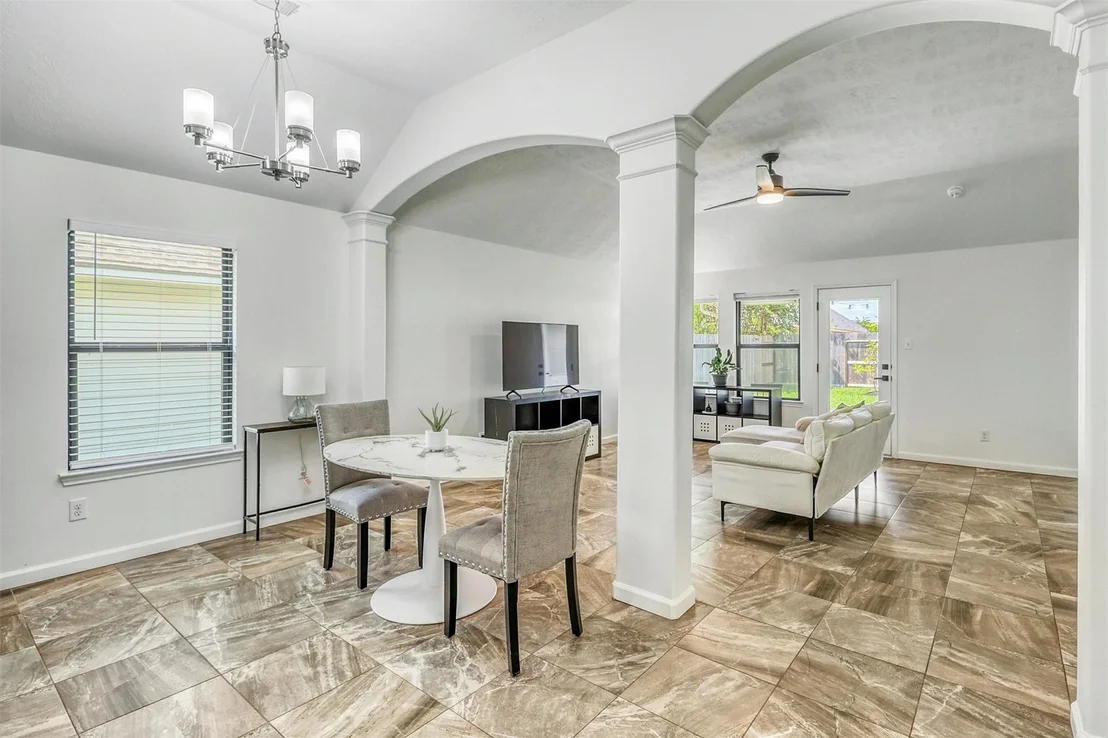 Photo of 6015 Wildbriar Lane