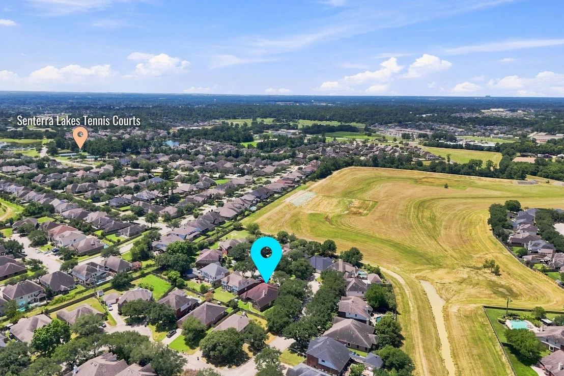 Photo of 6127 Merry Pine Court