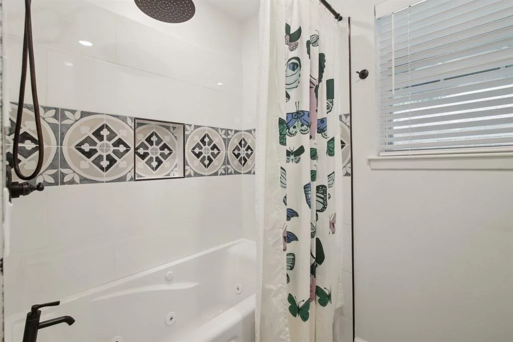 Photo of 6222 Queensloch Drive