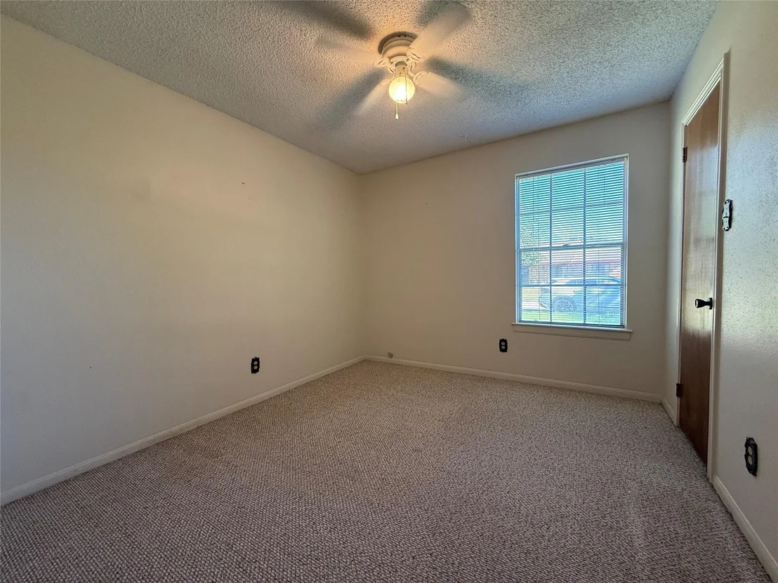 Photo of 522 Charleston Square