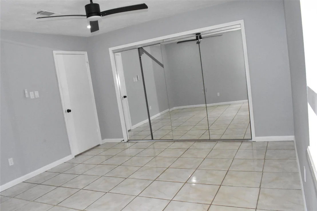 Photo of 1347 Somercotes Lane