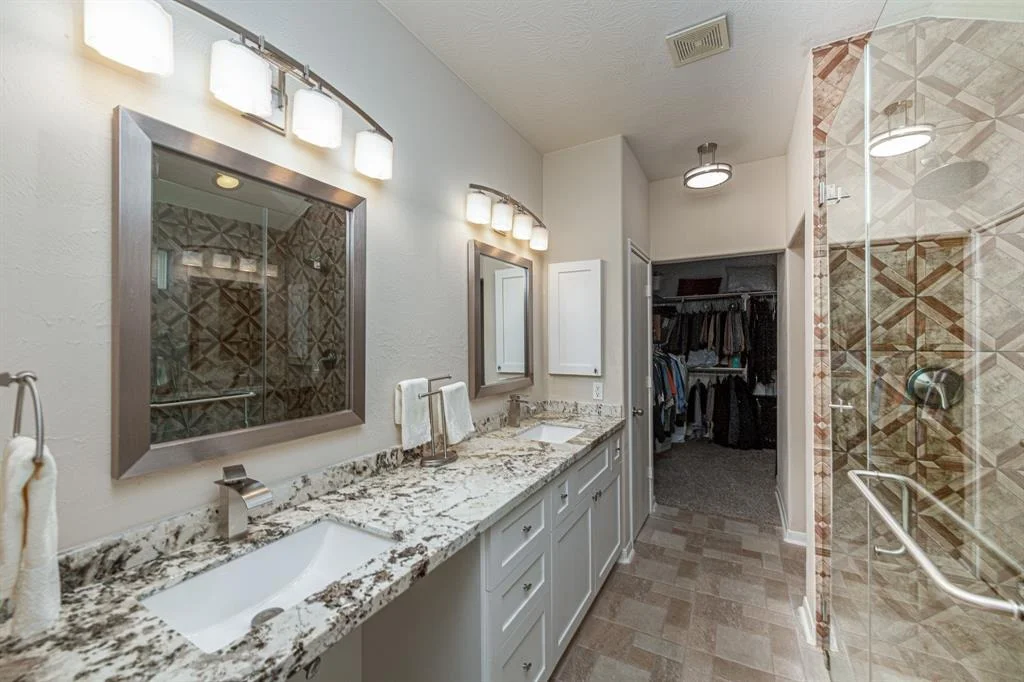 Photo of 522 Arbor Green Lane