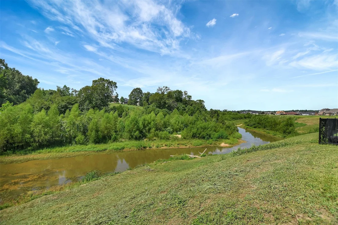 Photo of 246 Peninsula Point Drive