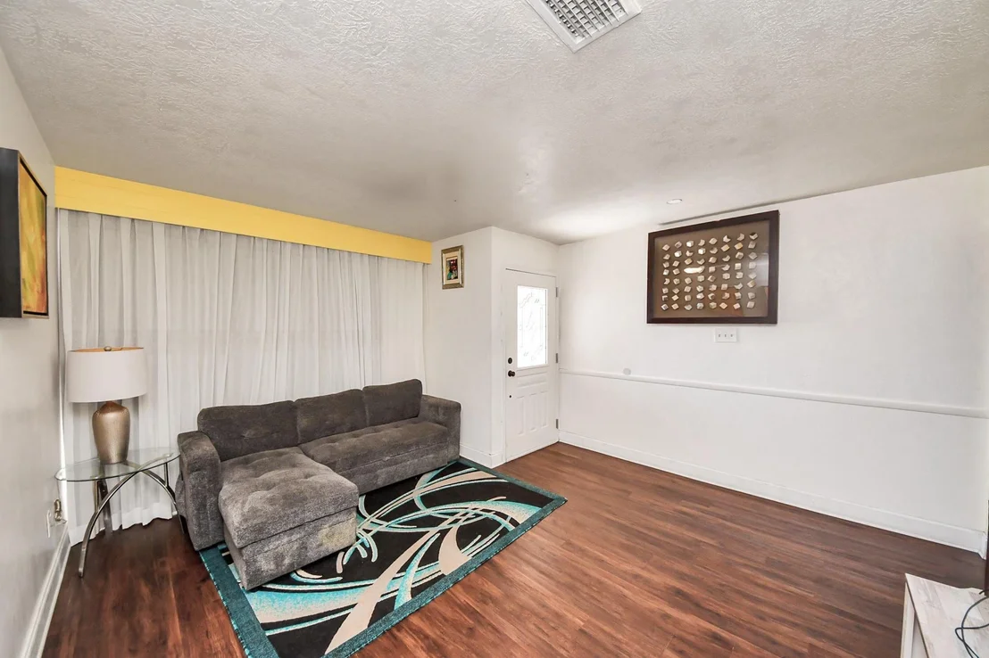 Photo of 5315 Fairgreen Lane