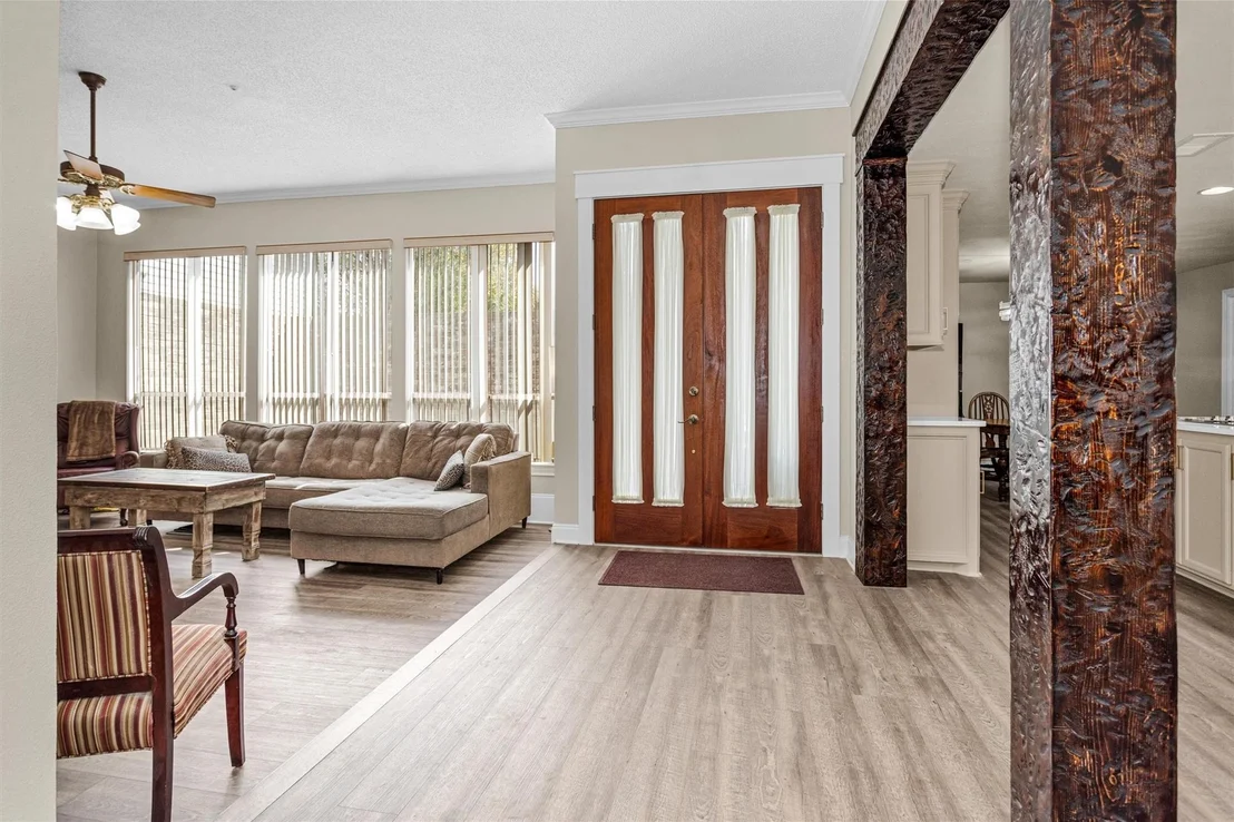 Photo of 2230 Foreland Drive