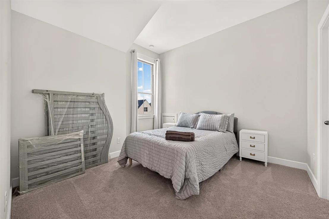 Photo of 31019 Sun Valley Drive