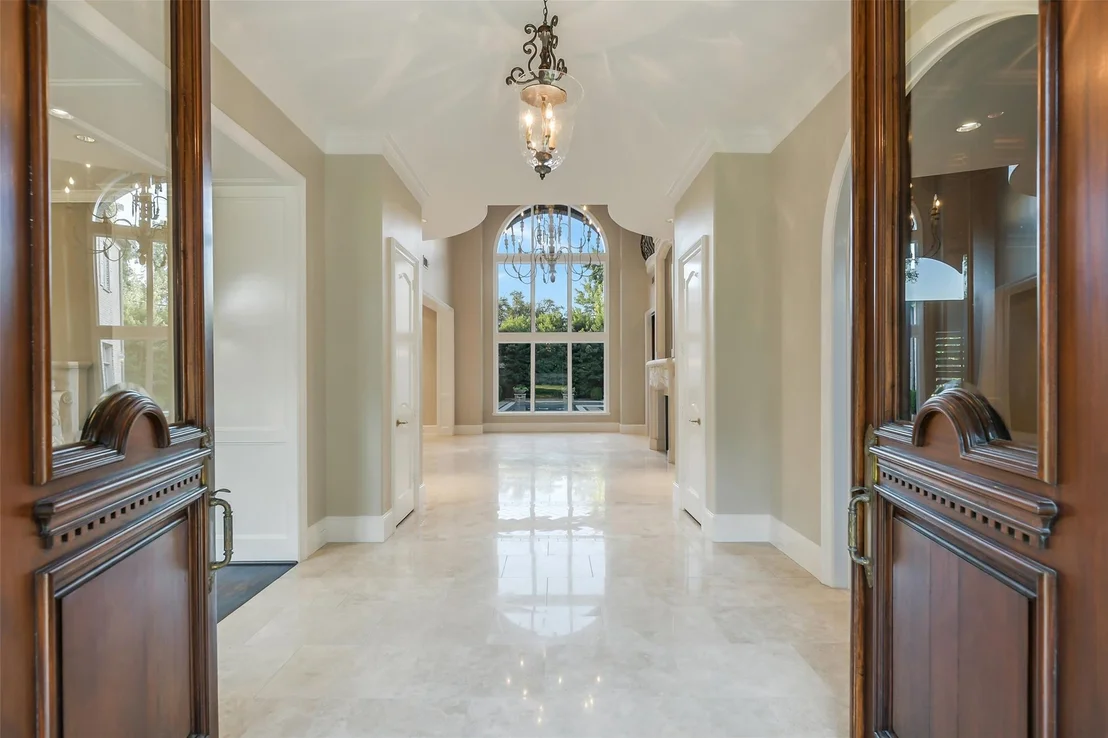Photo of 5626 Terwilliger Way