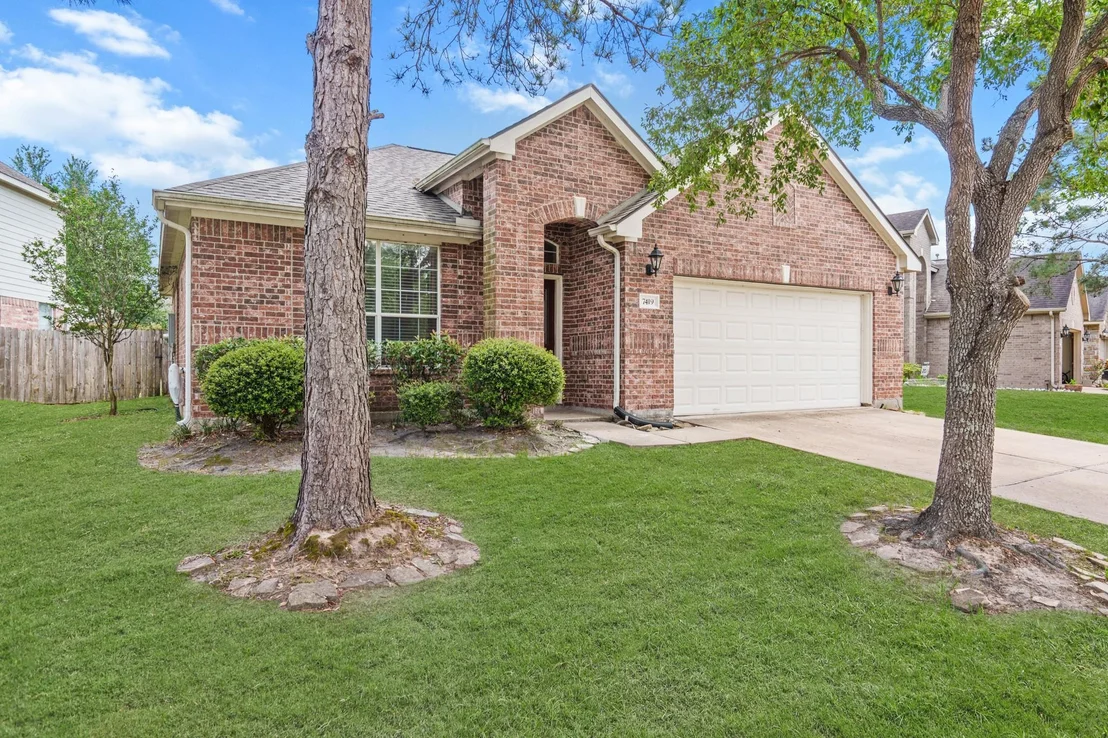 Photo of 7419 Avalon Trace