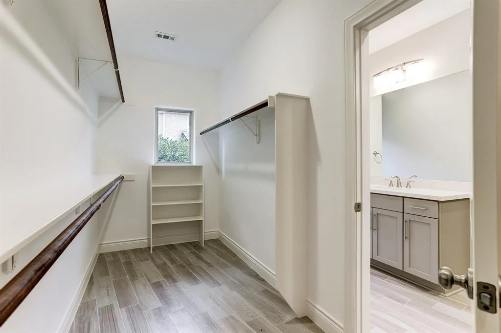 Photo of 1106 Ivy Wall Drive