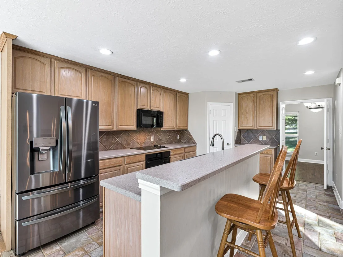 Photo of 32601 Rogers Road