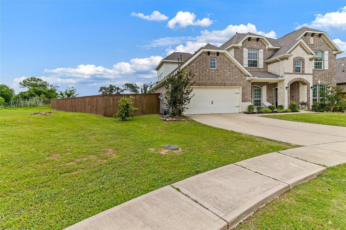Photo of 308 Bentside Place