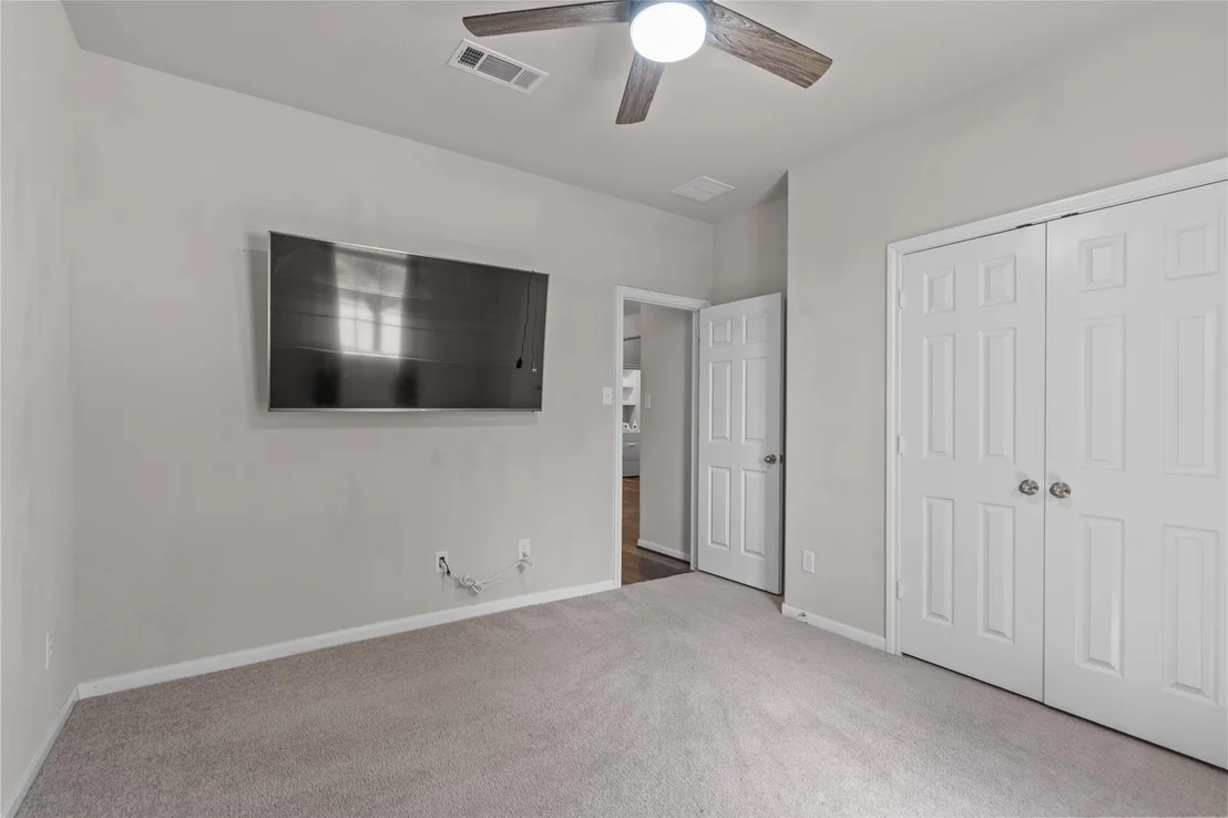 Photo of 9447 Summer River Drive